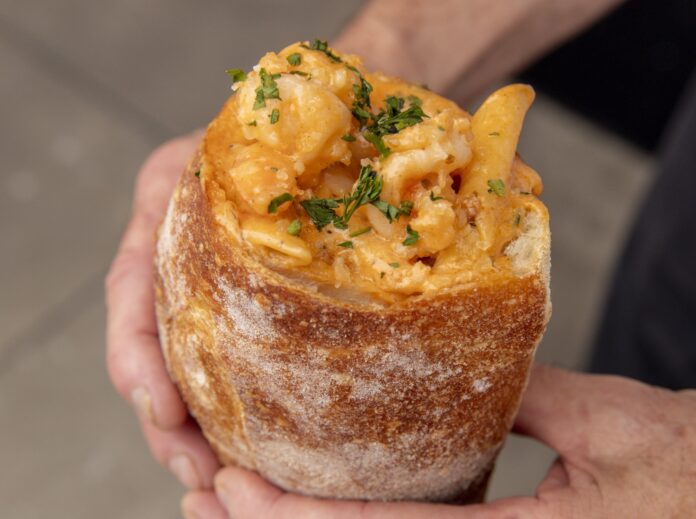 Trio_PalmSprings_MKimberling-70-min Try the Palm Springs Pastwich at Acrisure Arena